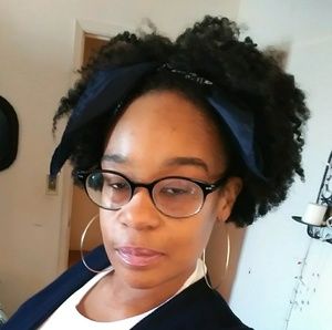 Meet your Posher, Bobbi